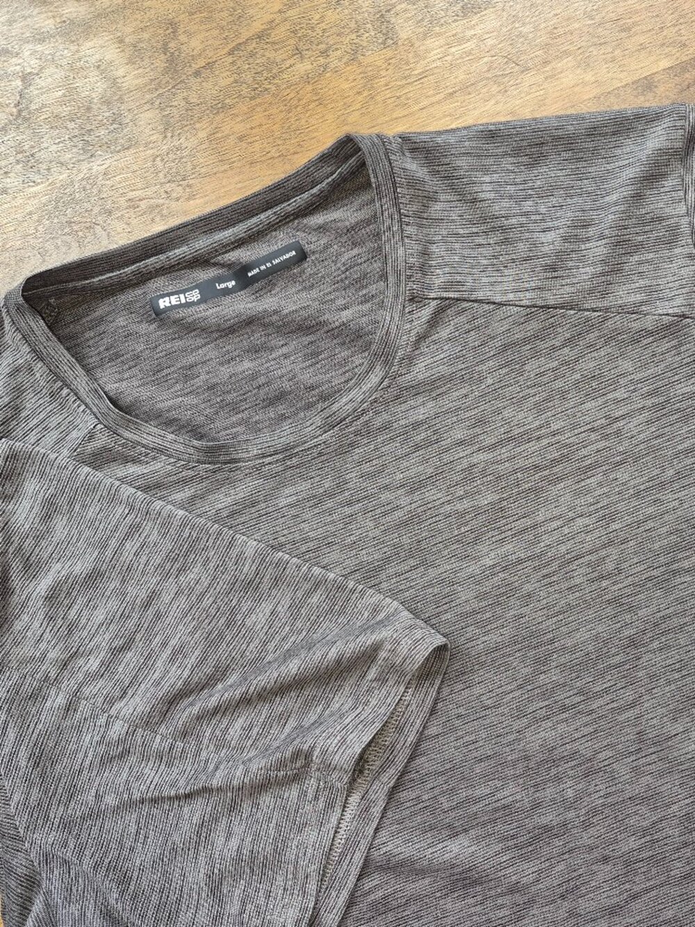 REI Co-Op Men’s LG Performance Activewear T-shirt Heathered Brown